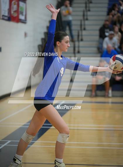 Thumbnail 2 in O'Connor @ Perry (AIA 6A Quarterfinals) photogallery.