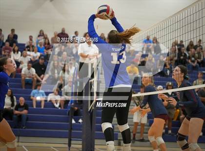 Thumbnail 2 in O'Connor @ Perry (AIA 6A Quarterfinals) photogallery.
