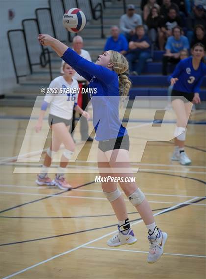 Thumbnail 2 in O'Connor @ Perry (AIA 6A Quarterfinals) photogallery.