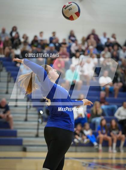 Thumbnail 2 in O'Connor @ Perry (AIA 6A Quarterfinals) photogallery.