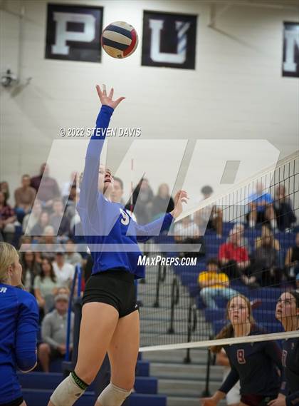 Thumbnail 1 in O'Connor @ Perry (AIA 6A Quarterfinals) photogallery.