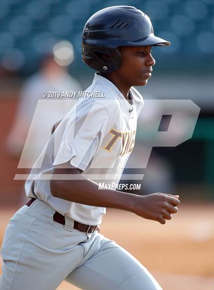 Thumbnail 1 in Tyner Academy @ Howard Tech photogallery.