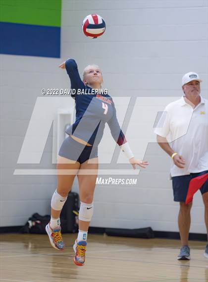 Thumbnail 2 in Wakeland vs. Highland Park (NISD Tournament) photogallery.