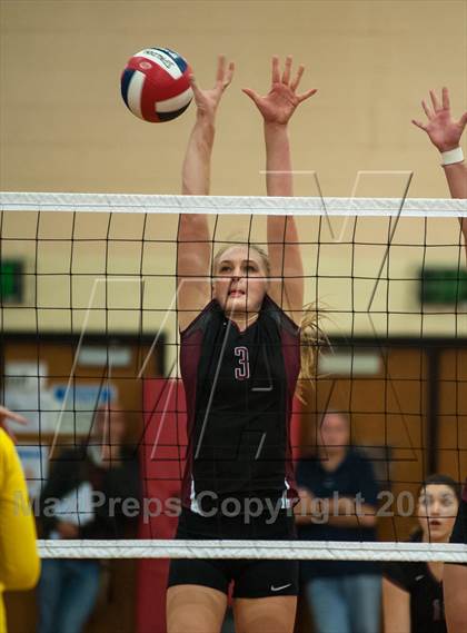 Thumbnail 3 in RHAM vs. Farmington (CIAC Class L Final) photogallery.