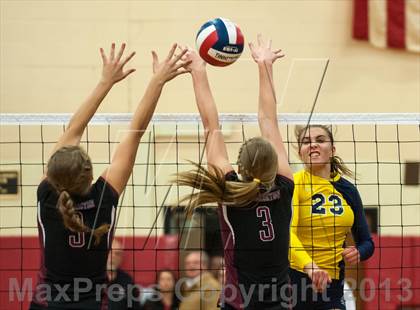 Thumbnail 3 in RHAM vs. Farmington (CIAC Class L Final) photogallery.