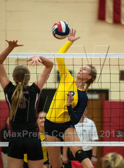 Thumbnail 2 in RHAM vs. Farmington (CIAC Class L Final) photogallery.
