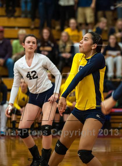 Thumbnail 3 in RHAM vs. Farmington (CIAC Class L Final) photogallery.