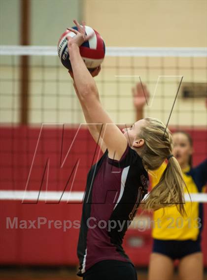 Thumbnail 3 in RHAM vs. Farmington (CIAC Class L Final) photogallery.