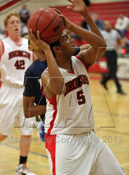 Thumbnail 2 in Bella Vista vs Rosemont (Bronco Roundup) photogallery.