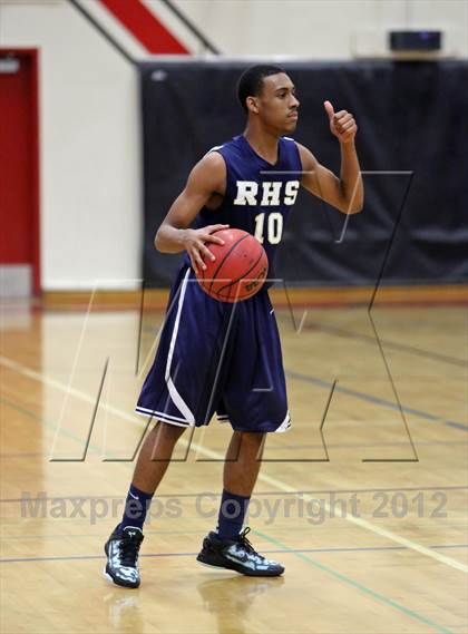 Thumbnail 1 in Bella Vista vs Rosemont (Bronco Roundup) photogallery.