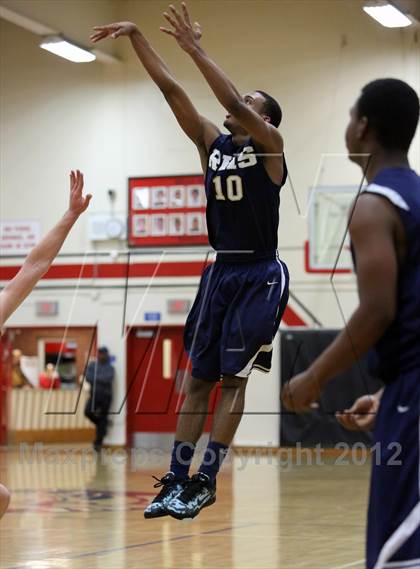 Thumbnail 1 in Bella Vista vs Rosemont (Bronco Roundup) photogallery.