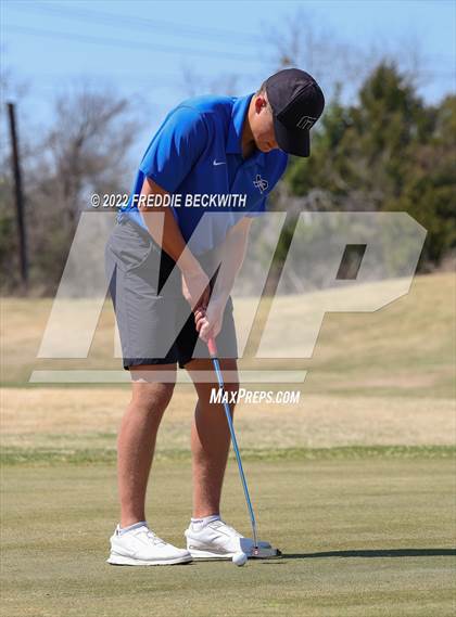 Thumbnail 2 in Texas UIL District 11-3A Meet (Bells Gunter Pottsboro Leonard) photogallery.