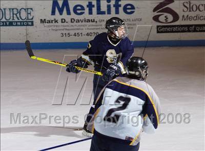 Thumbnail 1 in Sweet Home vs Thousand Islands (NYSPHSAA D2 Semifinals) photogallery.