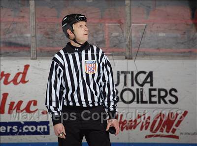 Thumbnail 1 in Sweet Home vs Thousand Islands (NYSPHSAA D2 Semifinals) photogallery.