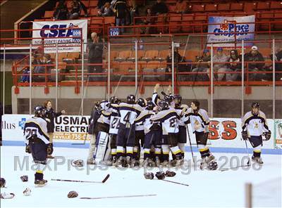 Thumbnail 1 in Sweet Home vs Thousand Islands (NYSPHSAA D2 Semifinals) photogallery.