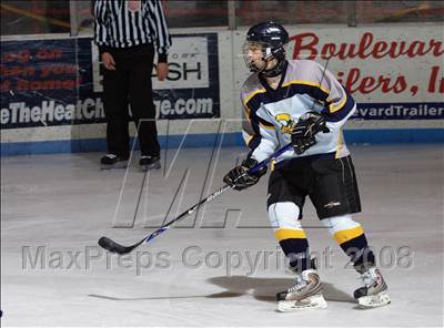 Thumbnail 3 in Sweet Home vs Thousand Islands (NYSPHSAA D2 Semifinals) photogallery.