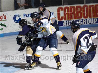 Thumbnail 2 in Sweet Home vs Thousand Islands (NYSPHSAA D2 Semifinals) photogallery.