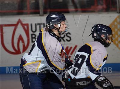 Thumbnail 1 in Sweet Home vs Thousand Islands (NYSPHSAA D2 Semifinals) photogallery.