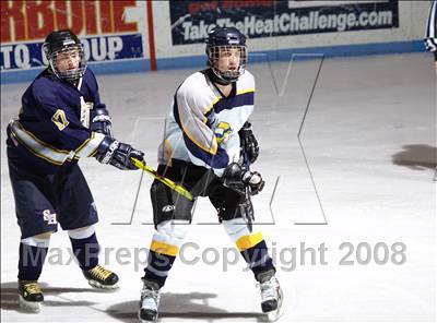 Thumbnail 2 in Sweet Home vs Thousand Islands (NYSPHSAA D2 Semifinals) photogallery.