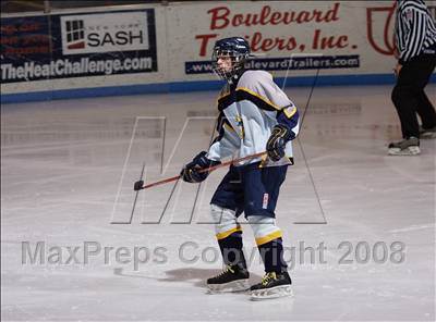 Thumbnail 3 in Sweet Home vs Thousand Islands (NYSPHSAA D2 Semifinals) photogallery.