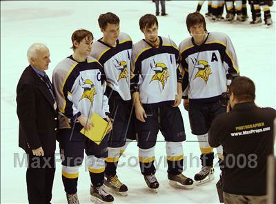 Thumbnail 3 in Sweet Home vs Thousand Islands (NYSPHSAA D2 Semifinals) photogallery.