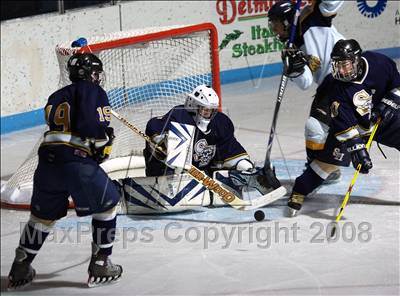 Thumbnail 1 in Sweet Home vs Thousand Islands (NYSPHSAA D2 Semifinals) photogallery.