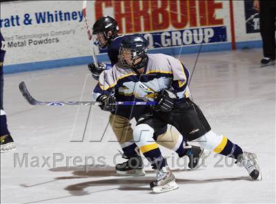 Thumbnail 1 in Sweet Home vs Thousand Islands (NYSPHSAA D2 Semifinals) photogallery.