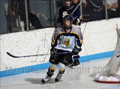 Thumbnail 2 in Sweet Home vs Thousand Islands (NYSPHSAA D2 Semifinals) photogallery.
