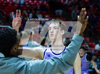 Thumbnail 3 in Herriman vs. Lehi (UHSAA 6A Quarterfinal) photogallery.