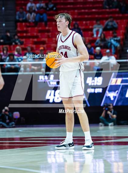 Thumbnail 2 in Herriman vs. Lehi (UHSAA 6A Quarterfinal) photogallery.