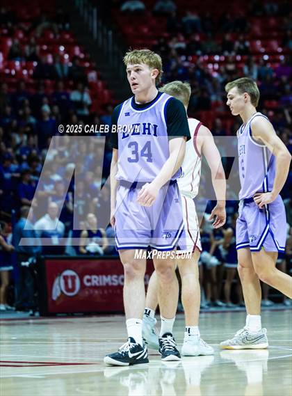 Thumbnail 3 in Herriman vs. Lehi (UHSAA 6A Quarterfinal) photogallery.