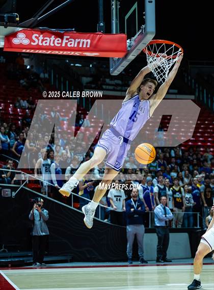 Thumbnail 1 in Herriman vs. Lehi (UHSAA 6A Quarterfinal) photogallery.