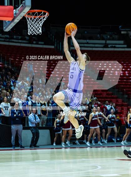 Thumbnail 1 in Herriman vs. Lehi (UHSAA 6A Quarterfinal) photogallery.
