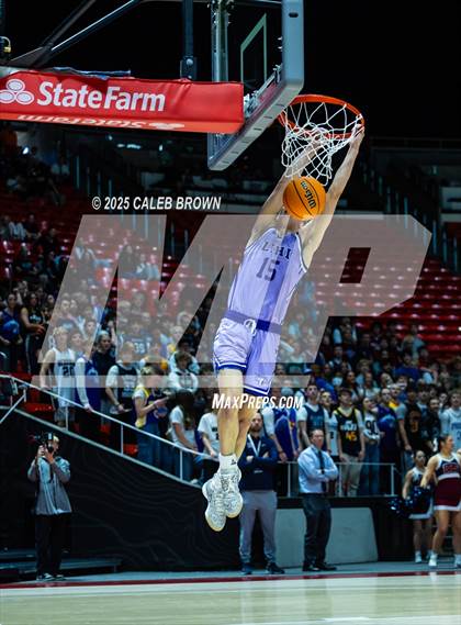 Thumbnail 2 in Herriman vs. Lehi (UHSAA 6A Quarterfinal) photogallery.