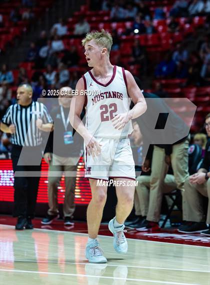 Thumbnail 2 in Herriman vs. Lehi (UHSAA 6A Quarterfinal) photogallery.