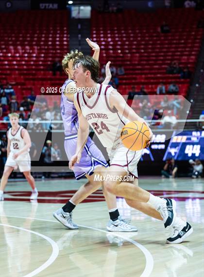 Thumbnail 2 in Herriman vs. Lehi (UHSAA 6A Quarterfinal) photogallery.