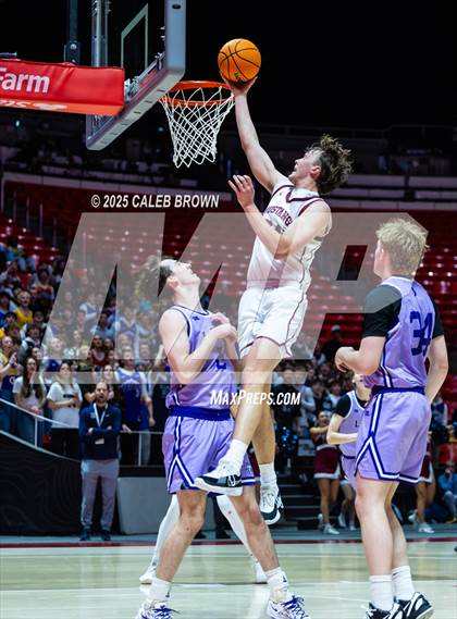 Thumbnail 3 in Herriman vs. Lehi (UHSAA 6A Quarterfinal) photogallery.