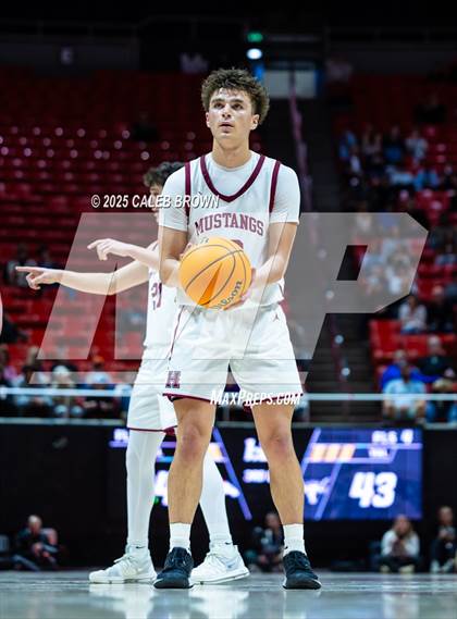 Thumbnail 3 in Herriman vs. Lehi (UHSAA 6A Quarterfinal) photogallery.