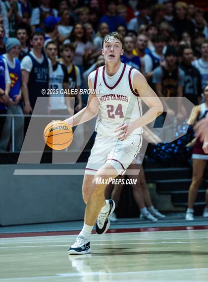 Thumbnail 2 in Herriman vs. Lehi (UHSAA 6A Quarterfinal) photogallery.