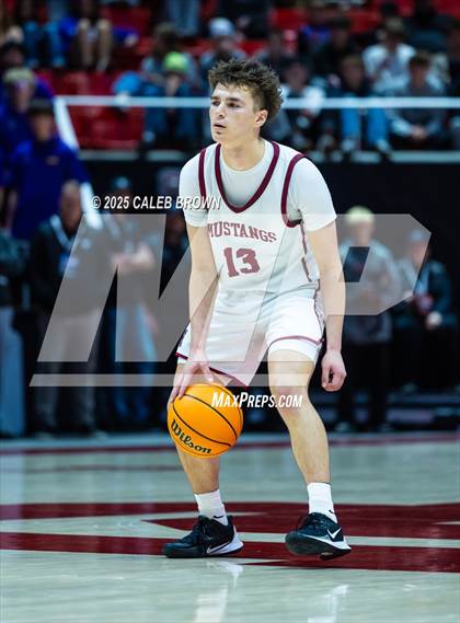 Thumbnail 1 in Herriman vs. Lehi (UHSAA 6A Quarterfinal) photogallery.