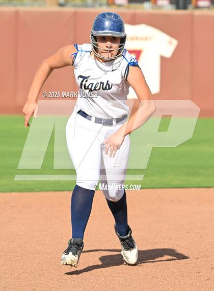 Thumbnail 3 in St. David vs. Joseph City (AIA 1A Final) photogallery.