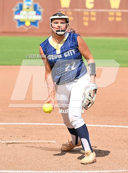 Thumbnail 1 in St. David vs. Joseph City (AIA 1A Final) photogallery.
