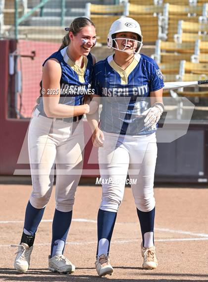 Thumbnail 2 in St. David vs. Joseph City (AIA 1A Final) photogallery.