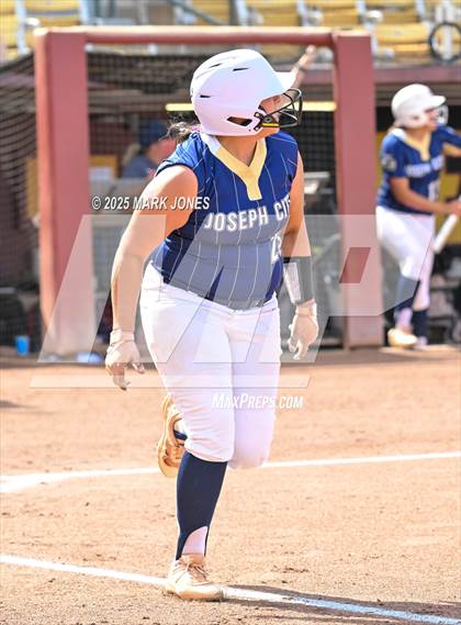 Thumbnail 3 in St. David vs. Joseph City (AIA 1A Final) photogallery.