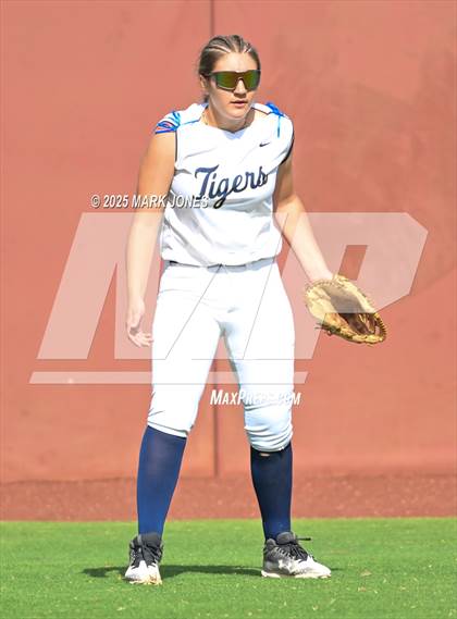 Thumbnail 3 in St. David vs. Joseph City (AIA 1A Final) photogallery.