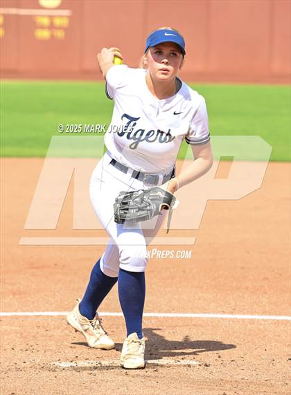 Thumbnail 1 in St. David vs. Joseph City (AIA 1A Final) photogallery.
