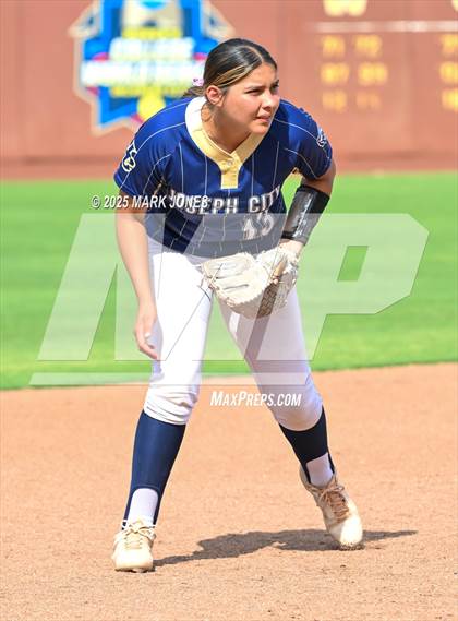 Thumbnail 2 in St. David vs. Joseph City (AIA 1A Final) photogallery.