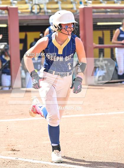 Thumbnail 2 in St. David vs. Joseph City (AIA 1A Final) photogallery.