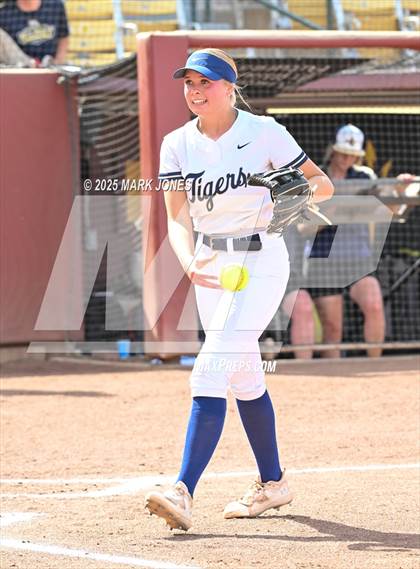 Thumbnail 2 in St. David vs. Joseph City (AIA 1A Final) photogallery.