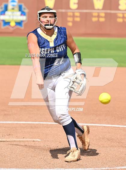 Thumbnail 2 in St. David vs. Joseph City (AIA 1A Final) photogallery.